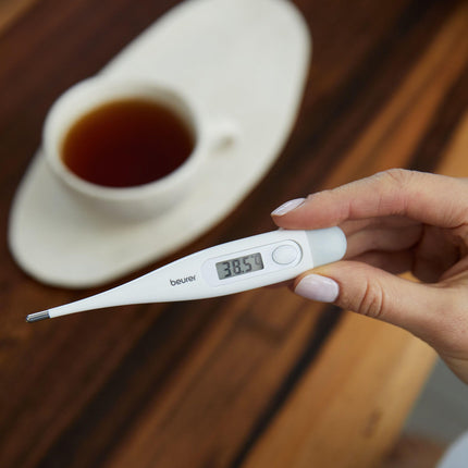 Beurer FT 09 digital and body thermometer, waterproof, LCD display with measuring range +/- 1 ºC, acoustic signal, without glass, color white