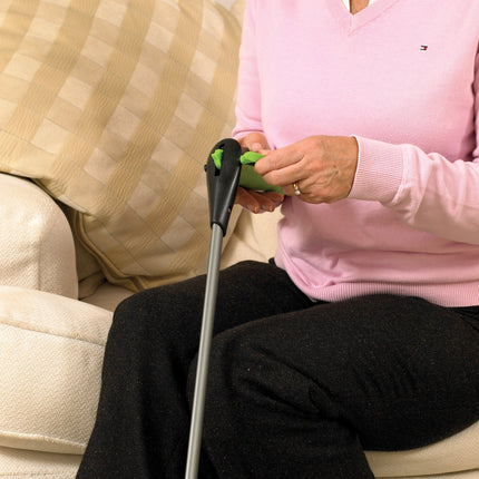 Homecraft RevoReach GripLock Up Reacher, Long Grabber Stick, Extension Grabber with Ergonomic Handle, Grabber Tool for Elderly, Disabled and Handicapped Users, 32 inches, 81 cm