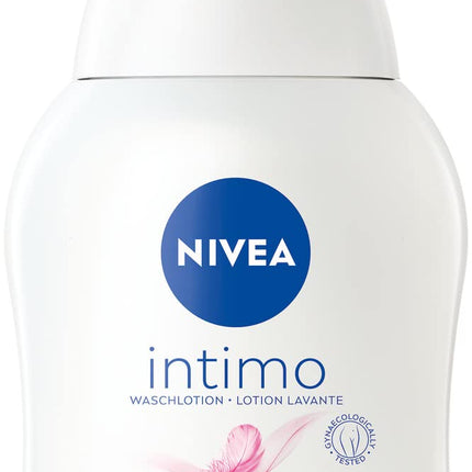 NIVEA Intimo Wash Lotion Sensitive (250 ml), Intimate Wash Gel with Lactic Acid, Chamomile Extract and Panthenol, Intimate Wash Lotion for Sensitive Skin