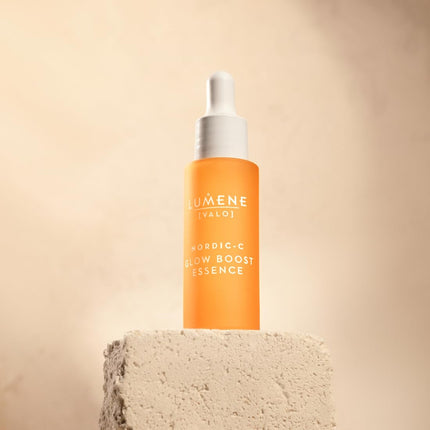 LUMENE Nordic-C [VALO] Glow Boost Vitamin C Serum with Hyaluronic Acid, Vegan 30 ml
