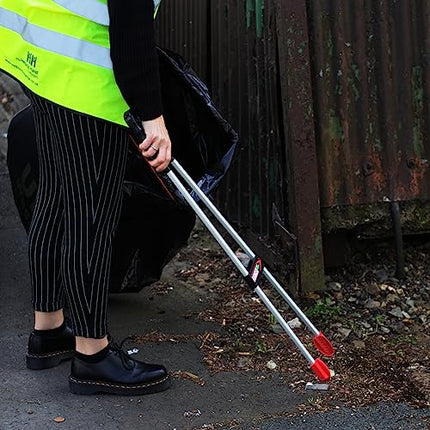 The Helping Hand Company Ranger Max Tongs-Style Litter Picker with Curved Handle, 89 cm, Heavy-Duty Trash Picker, Long Handheld Litter Picker for Adults, Outdoor Waste Collector
