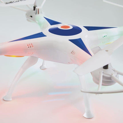 Revell Control Quadrocopter Go! Stunt, 6-axis gyro, speed levels and flip function, headless mode, large rechargeable LiPo battery, USB charger included, precise remote control