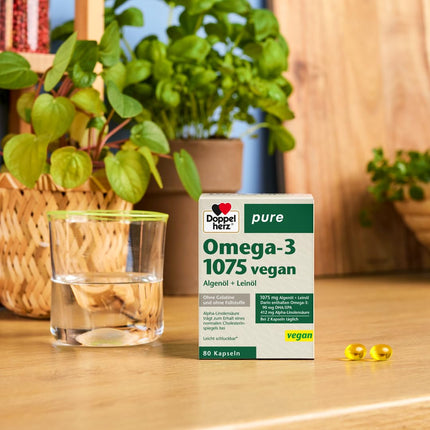 Doppelherz pure Omega-3 1075 vegan - Algae oil + linseed oil - Alpha-linolenic acid contributes to the maintenance of normal cholesterol levels - 80 capsules
