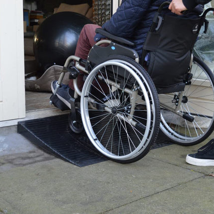 HomeCare rubber threshold ramp – (6 x 100 x 60 cm) – door threshold ramp, solid rubber door ramp, wheelchair rubber ramp, curb ramp, access ramp, threshold ramp for wheelchairs and scooters