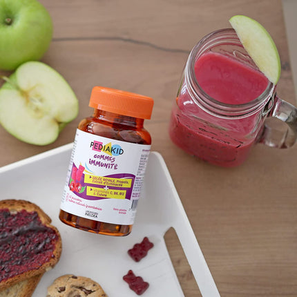 PEDIAKID - Immunity Gums - Natural formula with delicious raspberry flavor - Contributes to the normal function of the immune system - Supports the body's defenses - 3 x 60 gums