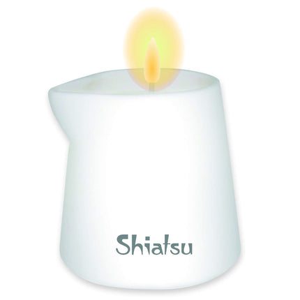 Shiatsu massage candle for partner massage with erotic scent of amber