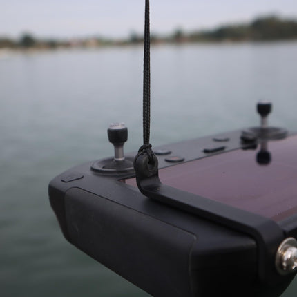 Universal shoulder strap system for DJI controllers: Compatible with DJI Smart, RC Pro, RC &amp; RC2 - Innovative horizontal suspension for stability and precise control