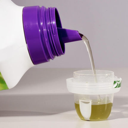 COMPO Hydrangea and Camellia Fertilizer for all bog plants, special liquid fertilizer with extra iron, 1 liter, Hydrangea Fertilizer