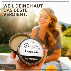 Propolis ointment with beeswax, olive oil, propolis tincture, and shea butter. Ointment (40g) made with Tyrolean Alpine honey in the Tyrolean mountains.