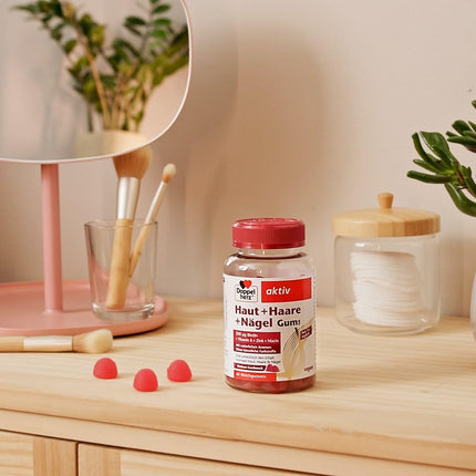 Doppelherz Skin + Hair + Nails Gums - with vitamins &amp; minerals - Zinc supports the maintenance of normal skin, hair and nails - vegan - approx. 60 soft gummies