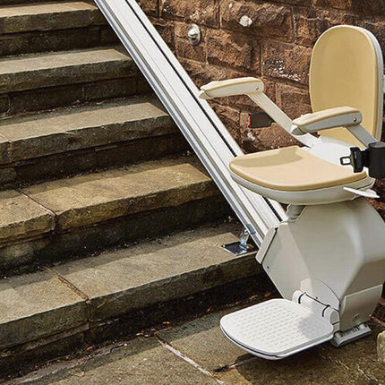 A straight stairlift from Pflanz-Homelift for outdoor use, up to 5 meters long