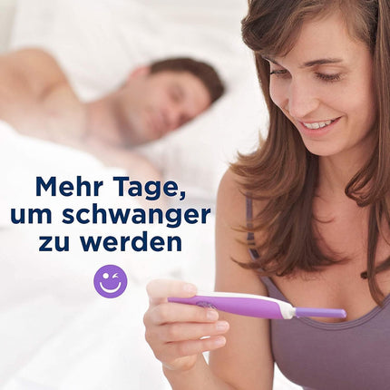 Clearblue Fertility Ovulation Test Kit, 10 Tests + 1 Digital Test Holder, Advanced Digital Female Fertility/Ovulation Test (Tests 2 Hormones), Get Pregnant Faster