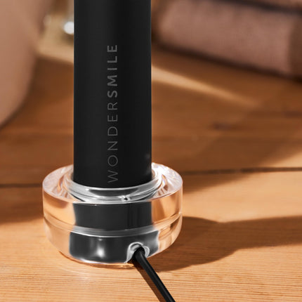 Wondersmile Sonic Toothbrush PRO - Test Winner 2025 - 100 Day Risk-Free Trial - TÜV-Approved - Electric Toothbrush, 4 Programs - 60-Day Power Battery with Smart Brush Head (Ultimate Black)