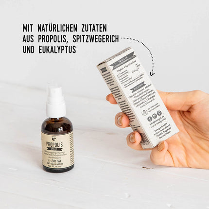 Propolis Spray 30ml with natural propolis, eucalyptus, ribwort plantain and lemon oil as mouth spray and throat spray (30ml)