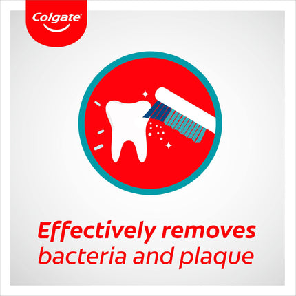 Colgate Extra Clean Toothbrush, 3 pieces – Manual toothbrush with medium-hard bristles reaches between the teeth and back teeth – Tooth cleaning with integrated tongue cleaner