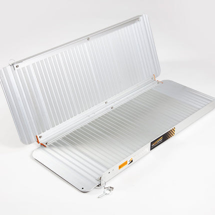 The Ramp People Wheelchair Ramp/Foldable Wheelchair Ramp made of aluminum 61cm - 244cm (61cm long x 71.5cm wide)