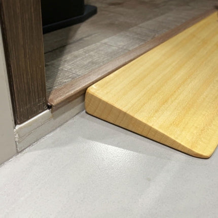GODARM wooden door threshold ramp, door threshold ramps, portable, lightweight and easy to transport ramp, door threshold, for sidewalk, can be used as a wheelchair ramp, threshold ramp (Size: 70 * 5 * 1CM)
