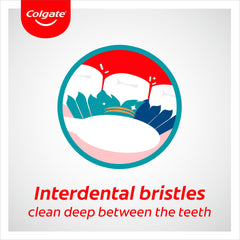 Colgate Extra Clean Toothbrush, 3 pieces – Manual toothbrush with medium-hard bristles reaches between the teeth and back teeth – Tooth cleaning with integrated tongue cleaner