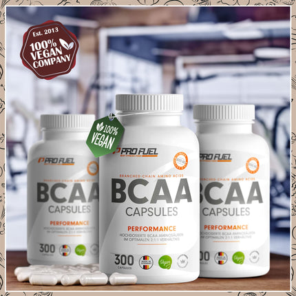 BCAA 1000 Giga Capsules - high dose with 8000mg BCAA - 300x BCAA capsules with 1000mg BCAA each in an optimal 2:1:1 ratio - essential amino acids leucine, isoleucine &amp; valine - laboratory tested, 100% vegan