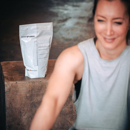 Whey Protein - Neutral 1 kg - Produced in Germany from regional milk - Protein powder for muscle building and weight loss - Pouch - betterprotein® -
