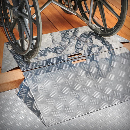 Door threshold ramp short - can be used for height differences of 12-15 cm - total length 40 cm silver