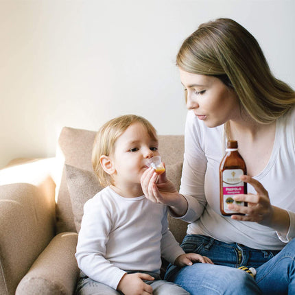BEE&amp;YOU Propolis Honey Syrup, for children with vitamin C, food supplement for children, 100% natural and without additives, 33 international awards, 12 certificates, gluten-free, sugar-free