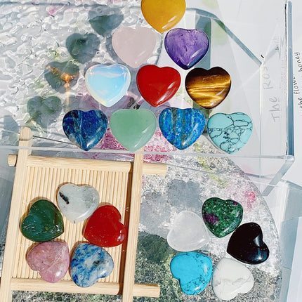 XIANNVXI 20 pieces lucky charm heart stone crystals gemstones set crystal rose quartz amethyst heart love heart decoration lucky stones colorful heart stones set for chakra reiki balancing Valentine's Day