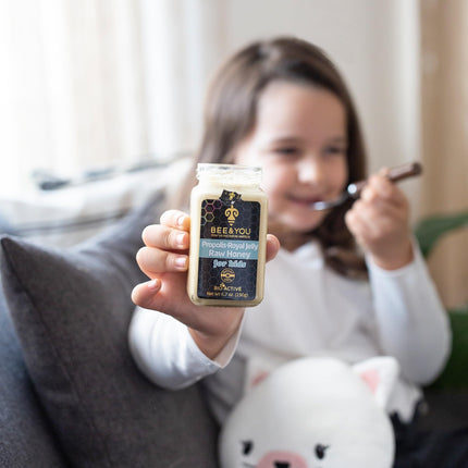 BEE &amp; YOU Propolis, Royal Jelly, Raw Honey for Children – Formulated to support children's immune systems – 100% natural and free from chemicals, dyes, GMOs, gluten, and soy
