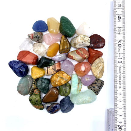 Gemstone set | Colorful mix of natural tumbled stones | Mixture of genuine gemstones | Practical in a colorful fabric bag