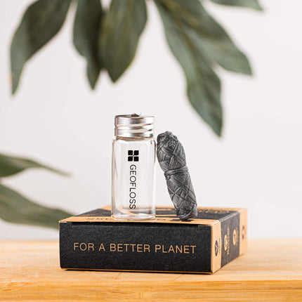 GEORDINARY Stainless Steel Dental Floss Holder - Environmentally friendly, plastic-free holder for dental floss - 100% stainless steel dental floss stick, sustainable and BPA-free