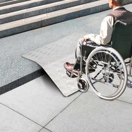 Vigevee door threshold ramp, wheelchair ramp made of aluminum, wheelchair ramp, load capacity 270 kg, threshold ramp, threshold bridge, non-slip, portable with handles (60 x 70 x 10 cm)