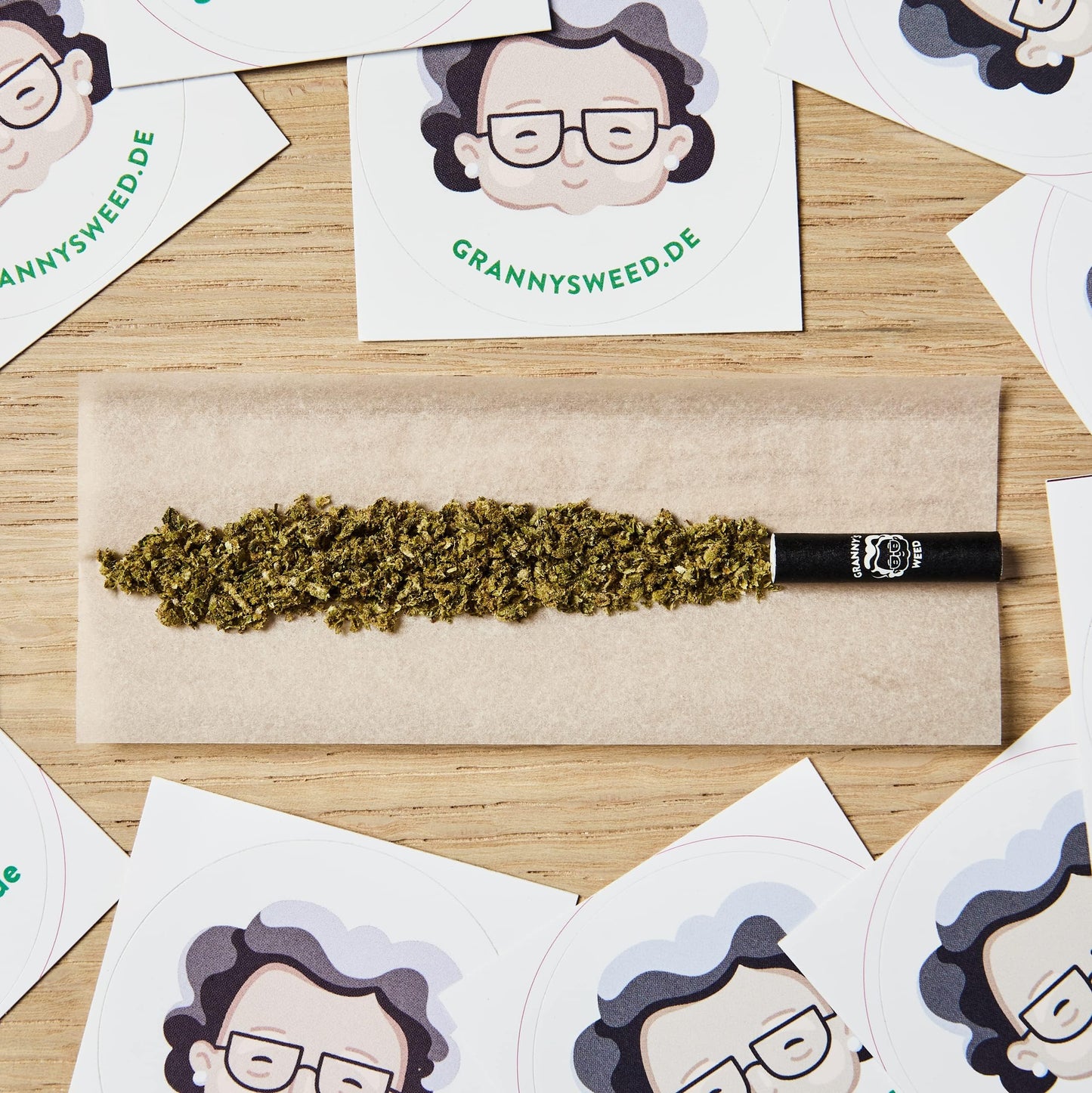 6x Granny's® new Organic Slim Long Papers aus Hanf | 108 x 45 mm | 36 Blatt ungebleicht | King Size | organic hemp