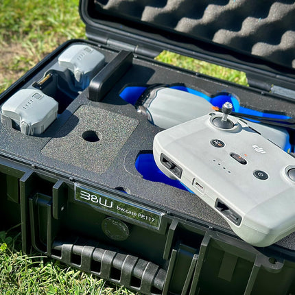 B&amp;W Outdoor Carrying Case for DJI Air 3, Air 3S and Fly More Combo Drone - Type 3000 Yellow - waterproof according to IP67 certification, dustproof, shatterproof and indestructible