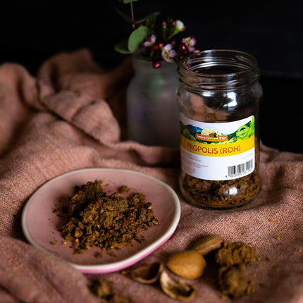 Propolis from ImkerPur, 100g, antibacterial, residue-free, directly from the apiary (raw propolis (in pieces))